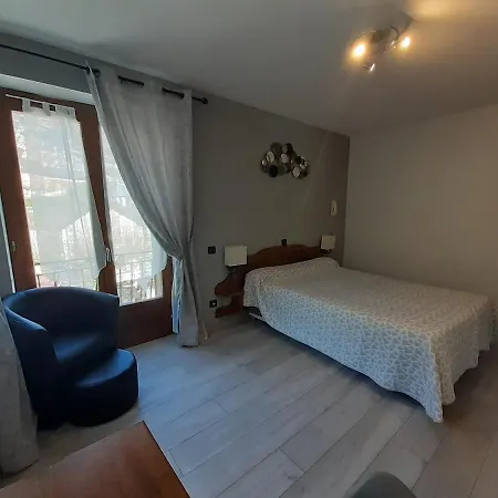 Logis Restaurant De La Cascade