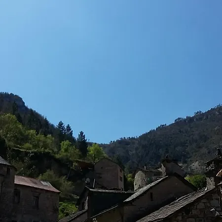 De La Cascade Отель