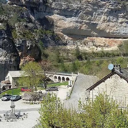 De La Cascade 2* Сент-Эними