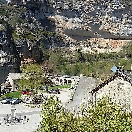 De La Cascade 2* Сент-Эними